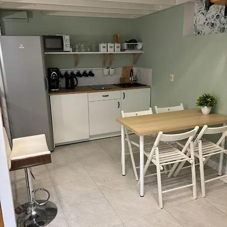 Ξενοδοχείο με κάψουλες Shespace Apartrooms