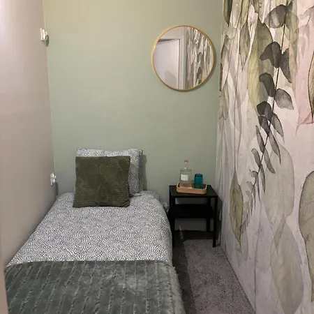 Shespace Apartrooms カプセルホテル *