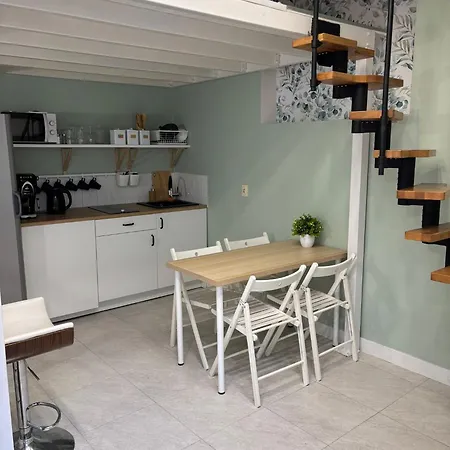 Shespace Apartrooms * クラクフ