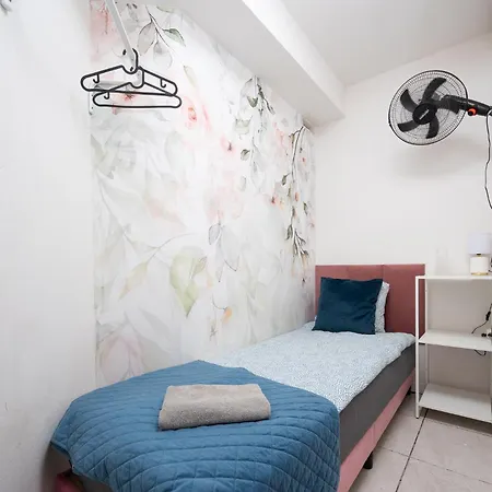 Kapselhotell Shespace Apartrooms Kraków
