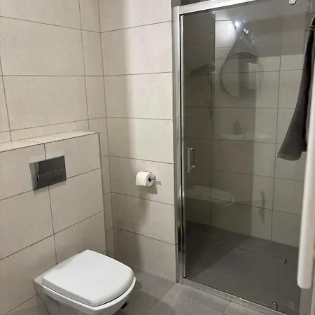 Shespace Apartrooms *